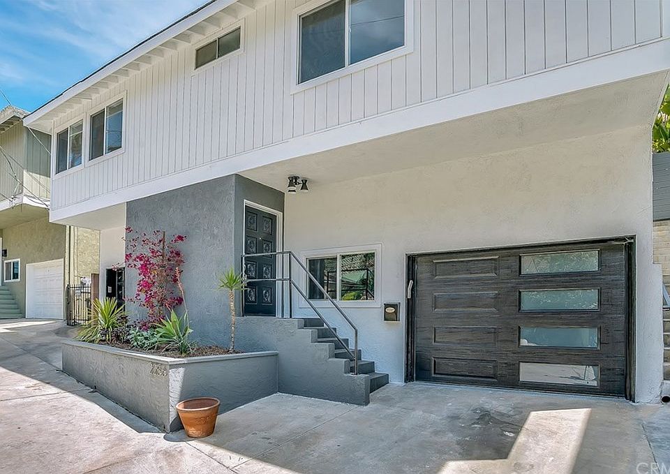 1st image of 2256 Moss Ave