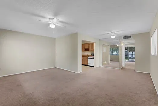 Oak Park Way, Orlando — Photo 3