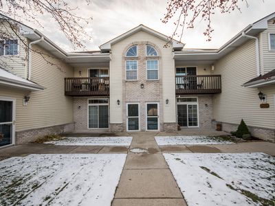 6115 S Creekside Dr Unit 1, Cudahy, WI, 53110