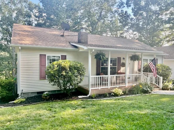 307 S Wye Rd, Wytheville, VA 24382