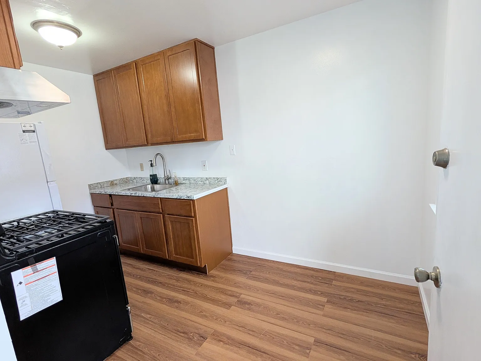 2 bed, 625 sqft, $1,875 — Photo 4