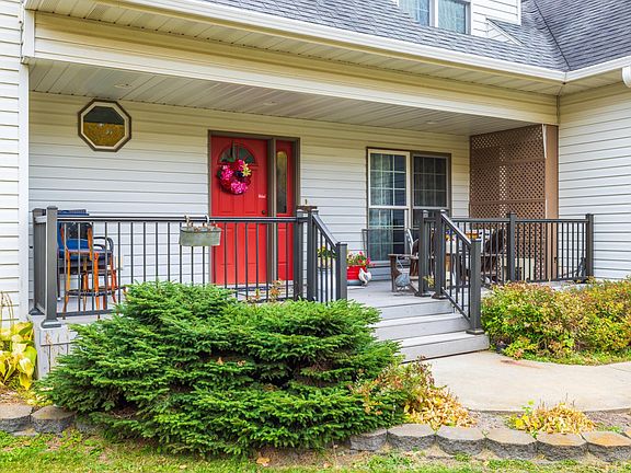 3rd image of 29012 Gopher Ln