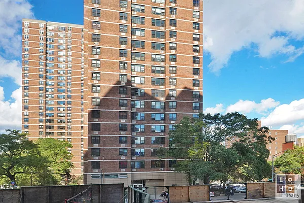 Rented by LoHo Realty | media 19