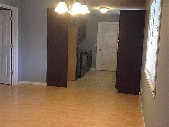 5th image of 1514 W Ash St