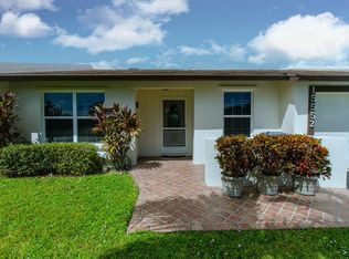 15552 Bottlebrush Cir, Delray Beach, FL 33484