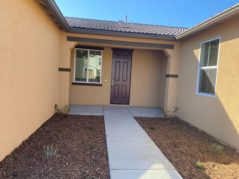 7199 E University Ave — Photo 6
