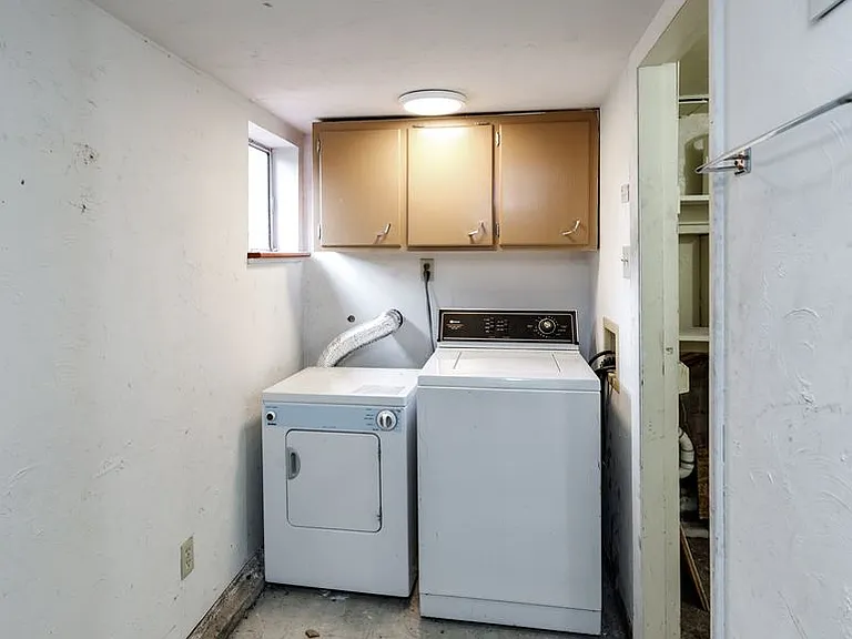 37 Delaware Rd — Photo 44