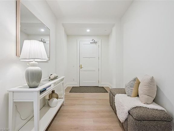 3rd image of 6523 Wellington Dr #7-314
