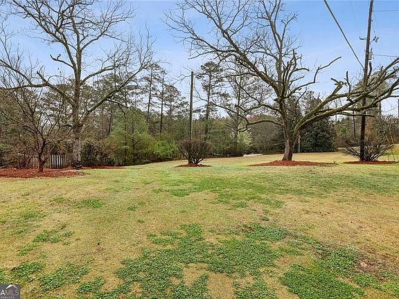 3rd image of 13325 Providence Rd