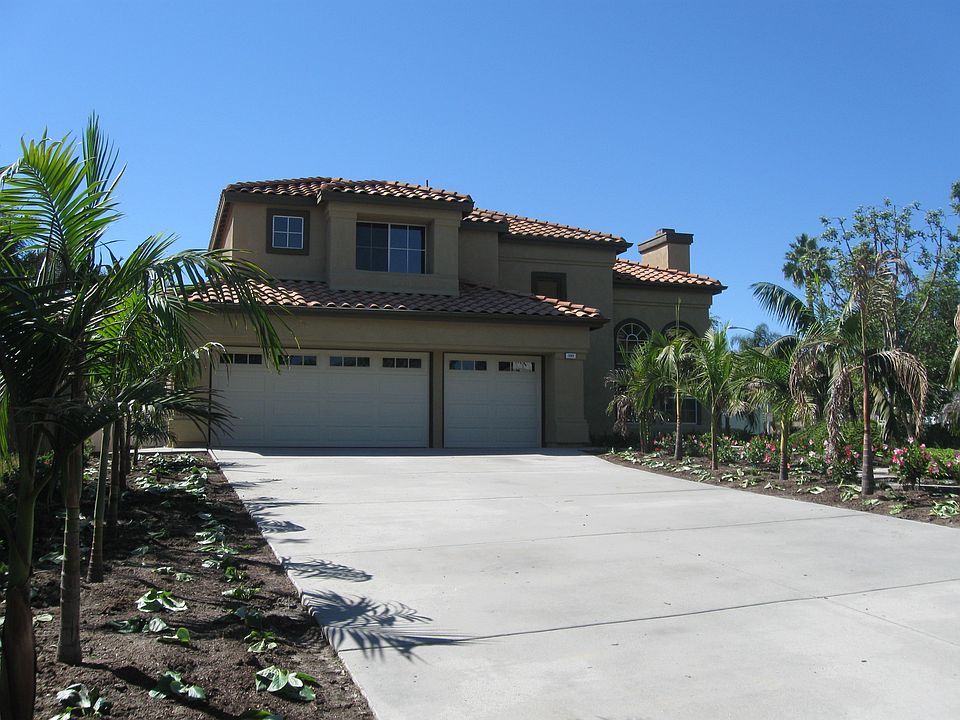 1st image of 707 Corona Dr