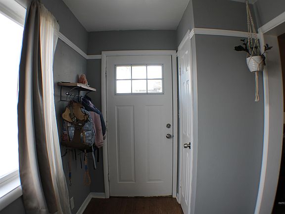 5th image of 127 E Garfield Ave