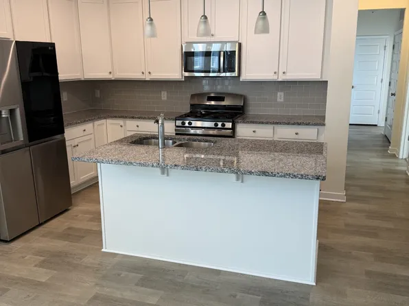 1431 Redoubt Rd #6b, Williamsburg, VA 23185