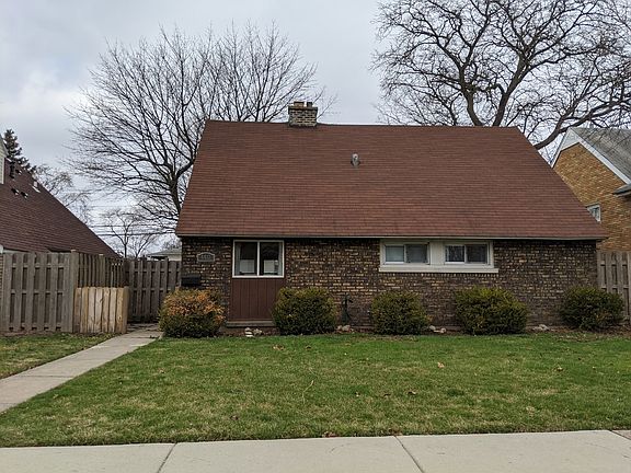 4th image of 4412 Joliet Ave
