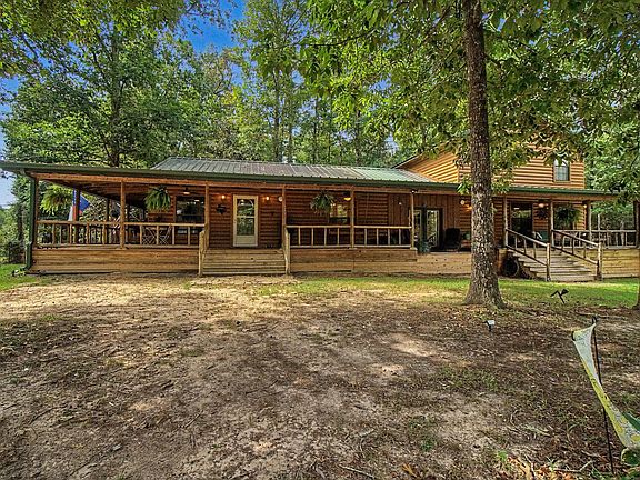 2nd image of 272 Tom Marsh Rd