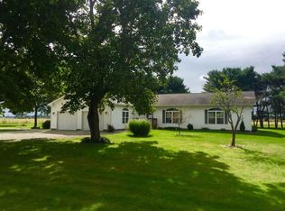 8996 E 900 S, Walkerton, IN 46574