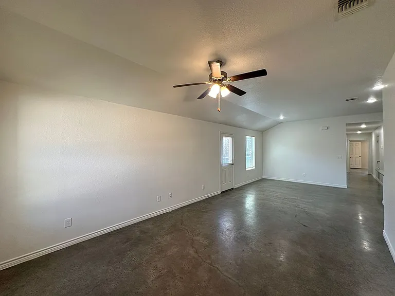 5814 Harriet Tubman Ave — Photo 2