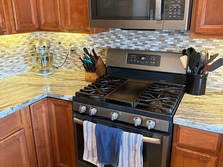 9230 Benedict Dr — Photo 4