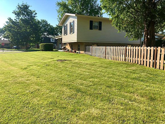 2nd image of 5939 Hollister Dr