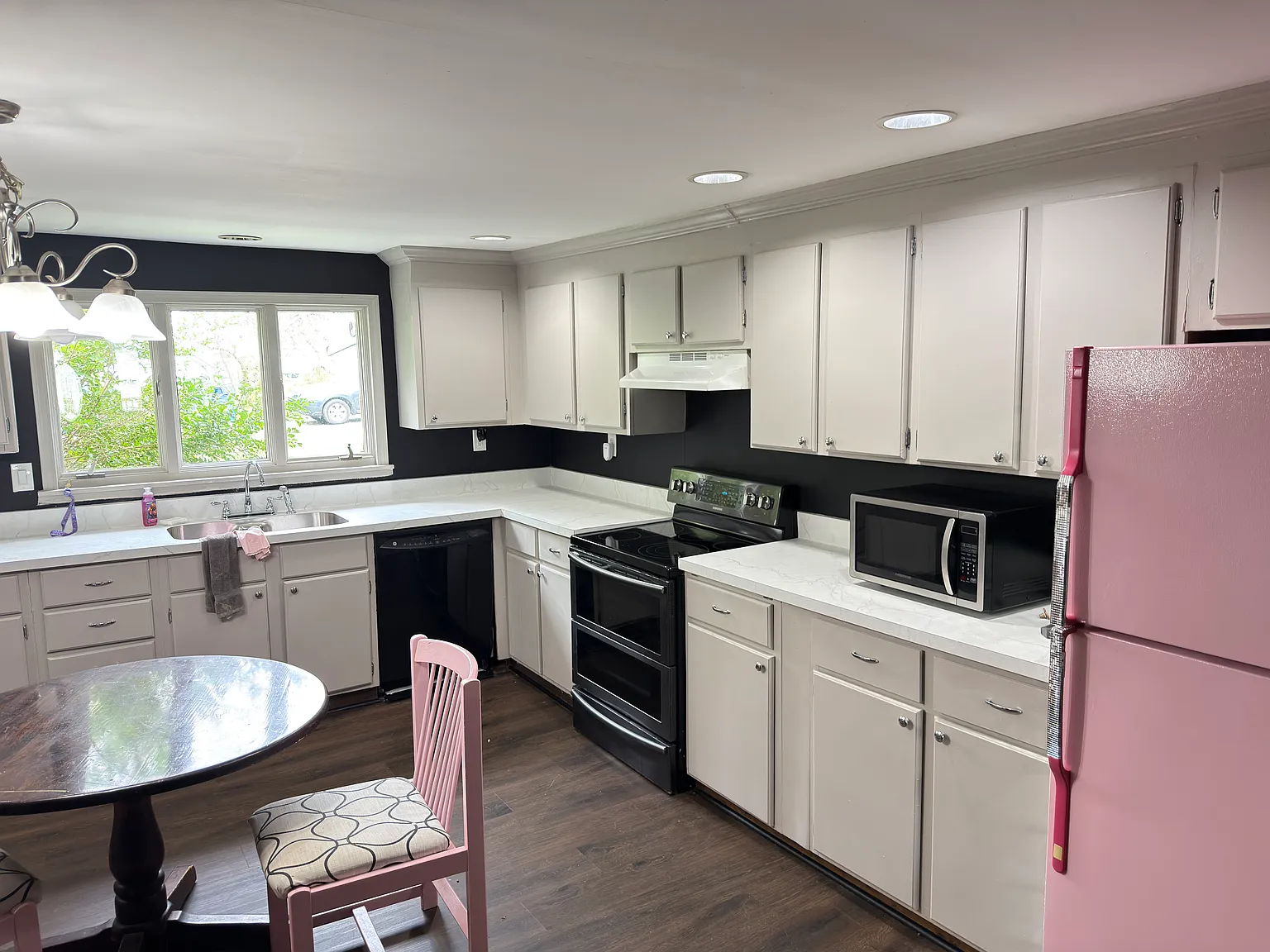 4 bed, 2956 sqft, $2,500 — Photo 3