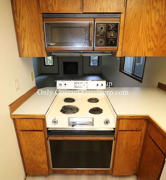 602 S California St — Photo 6