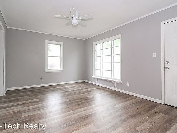 3rd image of 12317 Carrington Ave