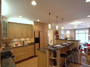 1471 E Lincoln Ave, Des Plaines, IL 60018