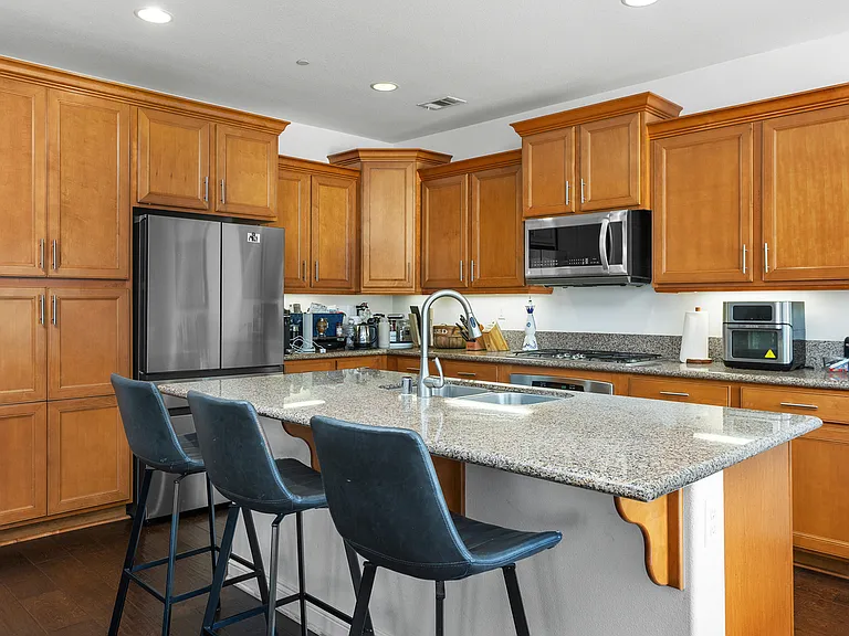 1232 Pinehurst Dr — Photo 11