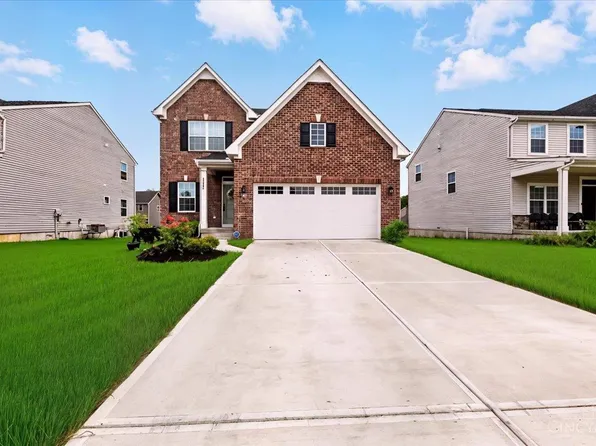 1590 Clearbrook Ln, Amelia, OH 45102