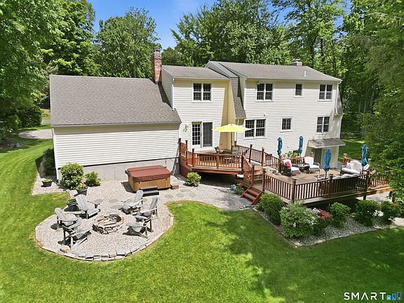 2nd image of 17 Briar Hill Road