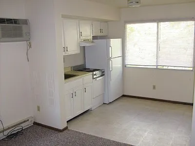 130 N Hancock St — Photo 10