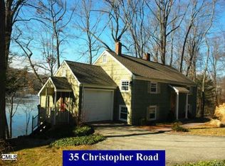 35 Christopher Rd, Ridgefield, CT 06877