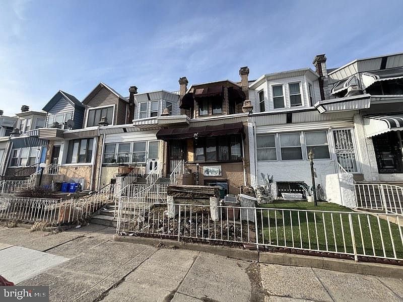 2nd image of 5525 Greenway Ave