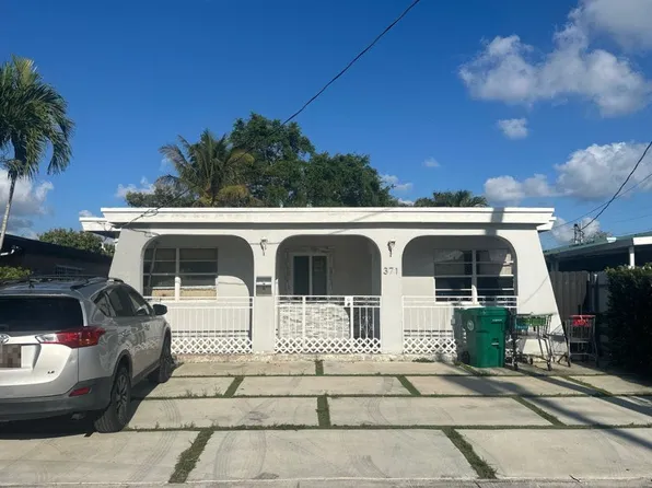 371 NW 59th Ct, Miami, FL 33126