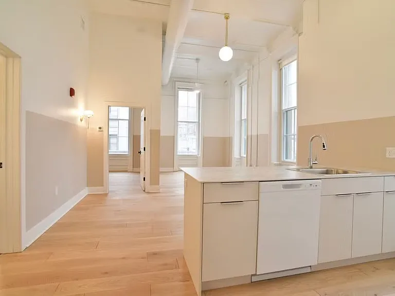 30 W Broad St #203 — Photo 2
