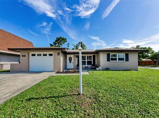 1800 Mapleleaf Blvd, Oldsmar, FL 34677