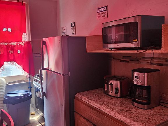 5th image of 290 E 205th St
