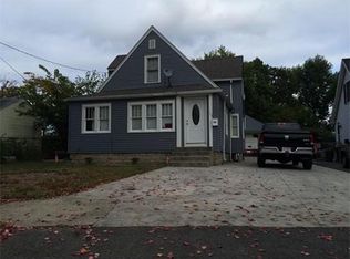 143 Saint James Cir, Springfield, MA 01104