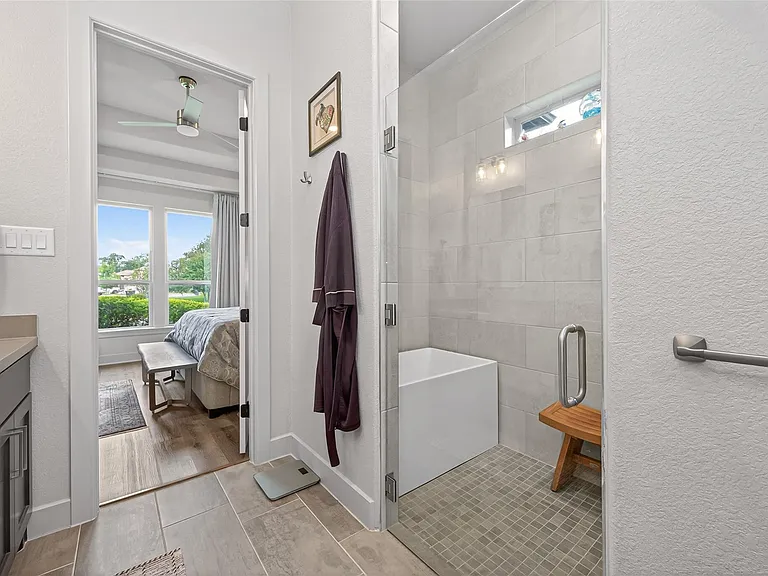 9979 Pebble Glen Dr — Photo 34