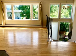 4041 Edinburgh Dr, Anchorage, AK 99502