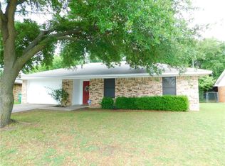 1415 Stuart Rd, Denton, TX 76209