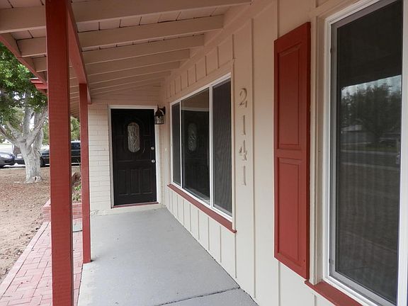 3rd image of 2141 W Coolbrook Ave