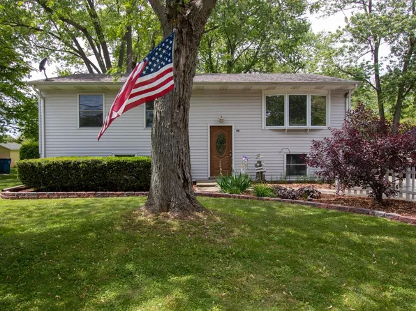 322 S 18th St, Chesterton, IN 46304
