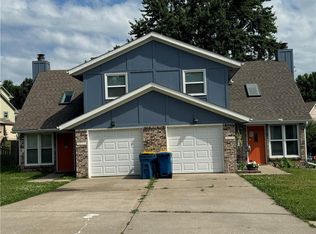 1404-6 La Chateau Dr, Liberty, MO 64068