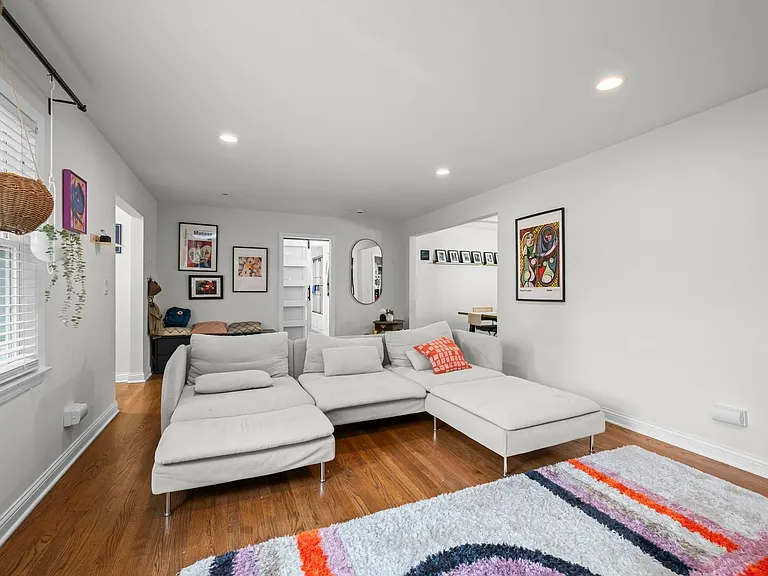 632 N Hickory Ave — Photo 8