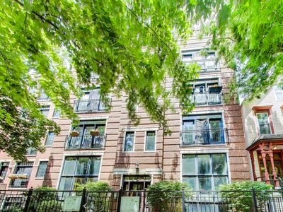 846 W Roscoe St APT 3W, Chicago, IL, 60657