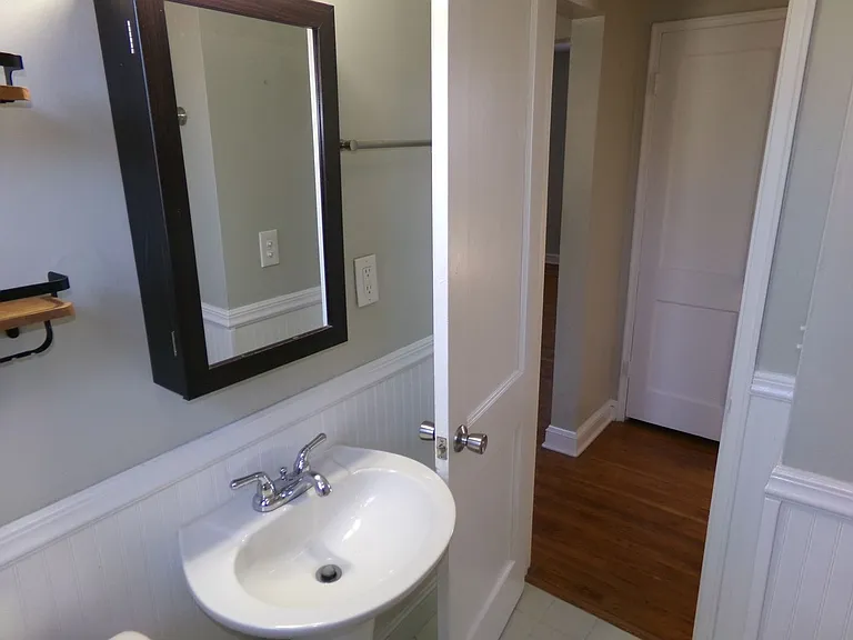2527 C Miller Park Cir — Photo 11