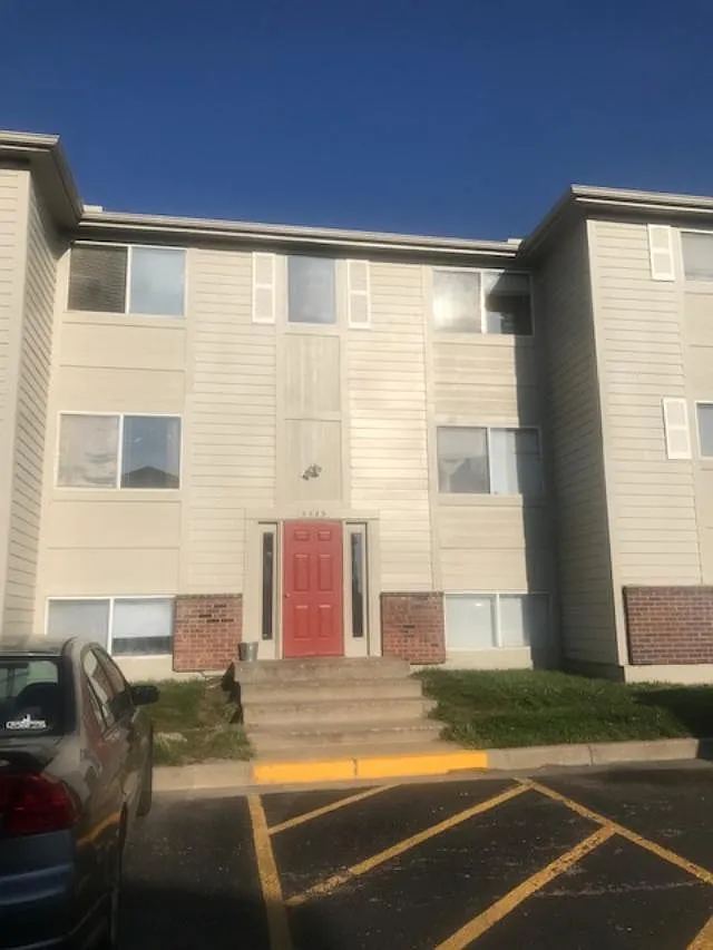 1135-2 W Virginia Ln — Photo 1