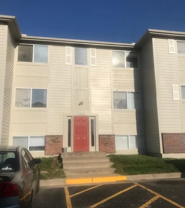 1135-2 W Virginia Ln #1