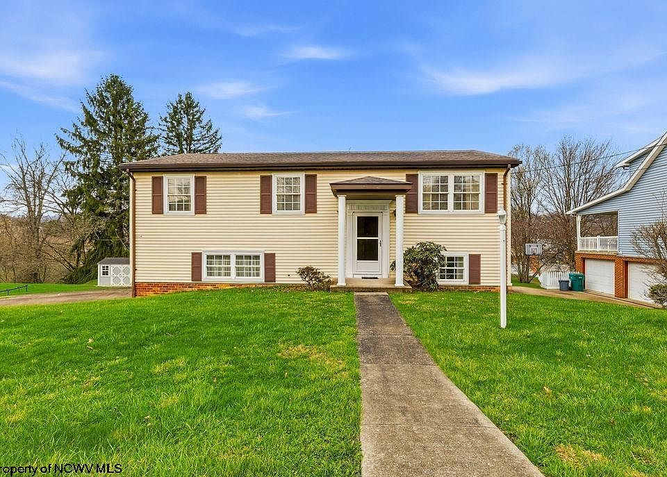 1st image of 27 Millbrook Rd