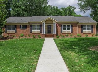 2911 Bedford St, Burlington, NC 27215